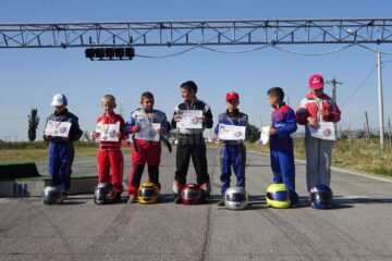 Mai mulți elevi de la Palatul Copiilor s-au remarcat la Campionatul Național de Karting Școlar
