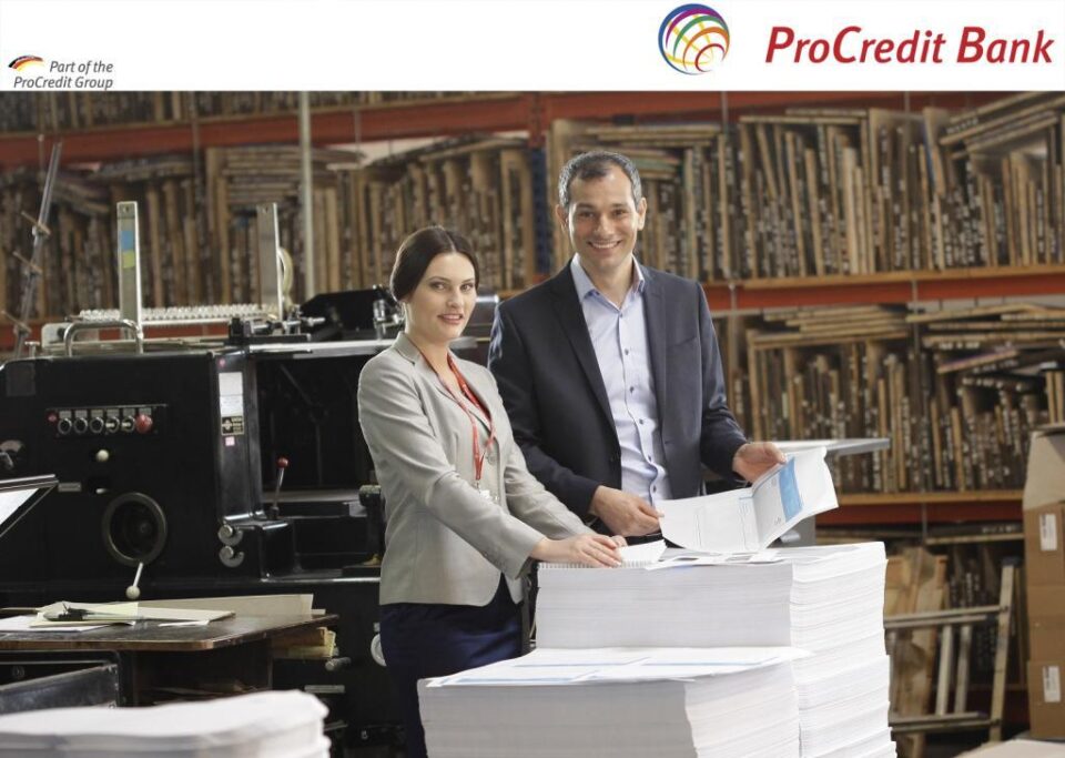 Banca potrivită pentru economiile tale (Foto: ProCredit Bank România)