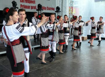 A X-a ediție a Festivalului - Concurs Folcloric Național „Șezătoarea copiilor”