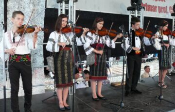 A X-a ediție a Festivalului - Concurs Folcloric Național „Șezătoarea copiilor”