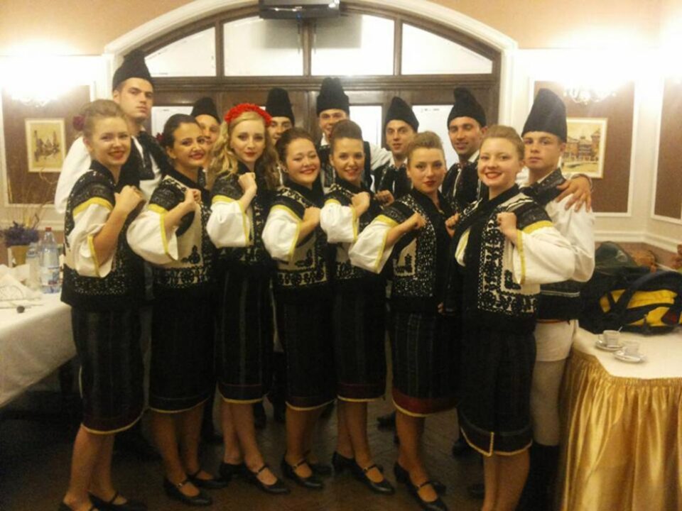 Ansambluri folclorice din opt județe, prezente vineri și sâmbătă la Festivalul Național de Folclor „Friedrich Schwartz”, ediția a II-a
