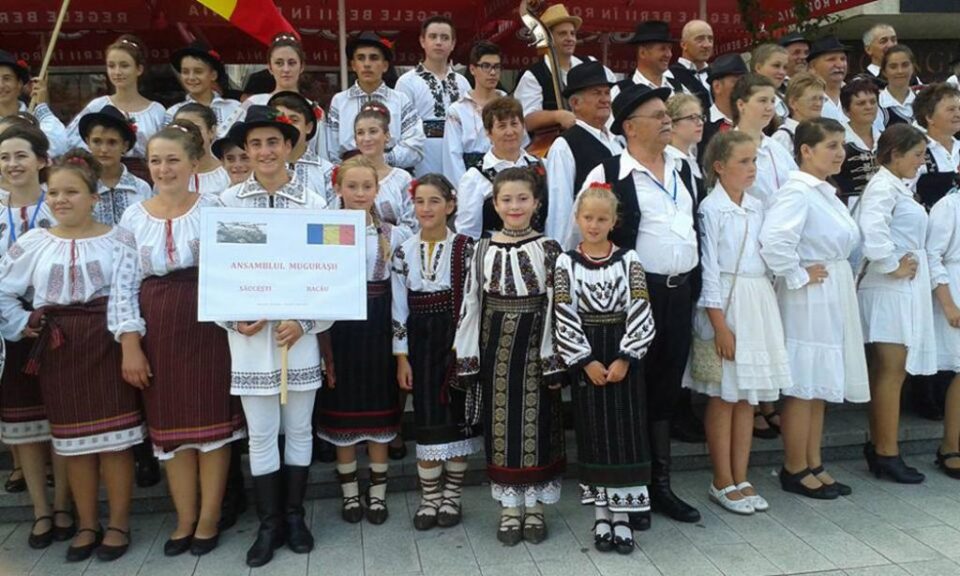 Ansambluri folclorice din opt județe, prezente vineri și sâmbătă la Festivalul Național de Folclor „Friedrich Schwartz”, ediția a II-a