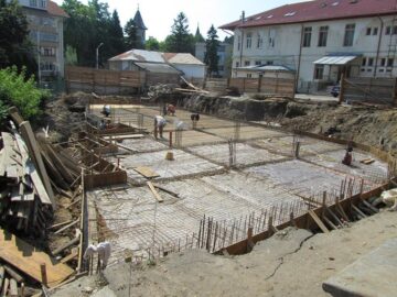 Ieri a fost inaugurat Punctul de informare turistică construit în curtea interioară a Bisericii „Învierea Domnului”