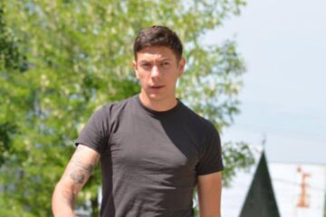 Silviu Alexandru Cebuc a scăpat definitiv de celula din arestul poliției județene care i-a fost pregătită de anchetatori. Foto: FaceBook