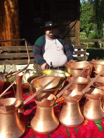 Tradiție, diversitate și noutate la Târgul Meșterilor Populari din Muzeul Satului Bucovinean