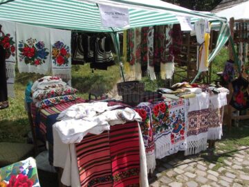 Tradiție, diversitate și noutate la Târgul Meșterilor Populari din Muzeul Satului Bucovinean