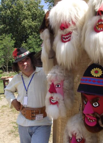 Tradiție, diversitate și noutate la Târgul Meșterilor Populari din Muzeul Satului Bucovinean