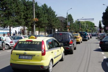 Asfaltările din zona intersecției Mărășești au dat peste cap traficul rutier la începutul săptămânii