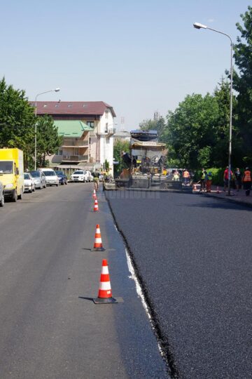Asfaltările din zona intersecției Mărășești au dat peste cap traficul rutier la începutul săptămânii