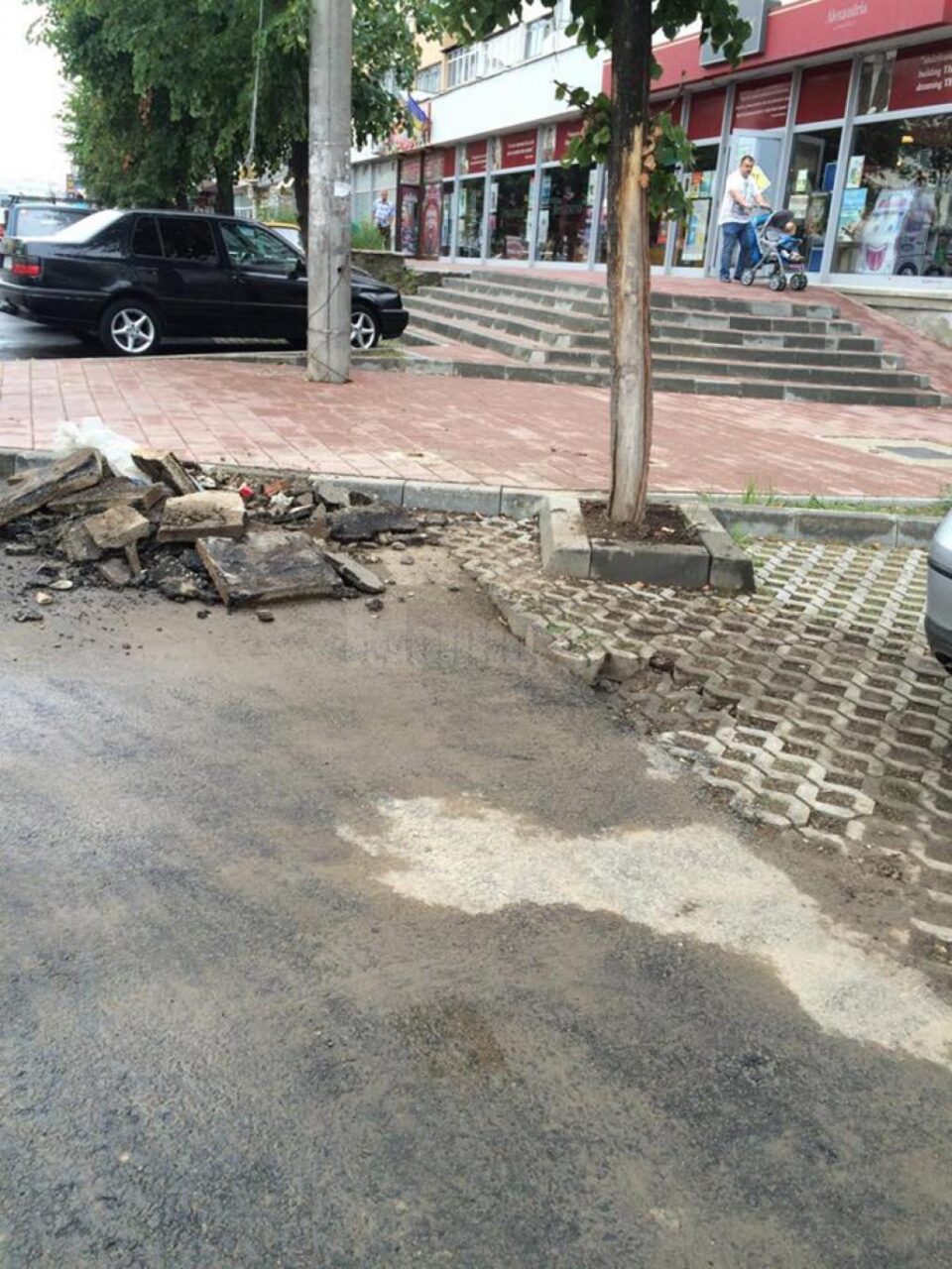 Intervenții de amploare în rețeaua de apă și canalizare vor putea fi făcute peste 5 ani, când expiră garanția lucrărilor de asfaltare
