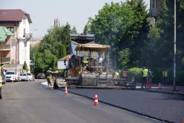 Asfaltările din zona intersecției Mărășești au dat peste cap traficul rutier la începutul săptămânii