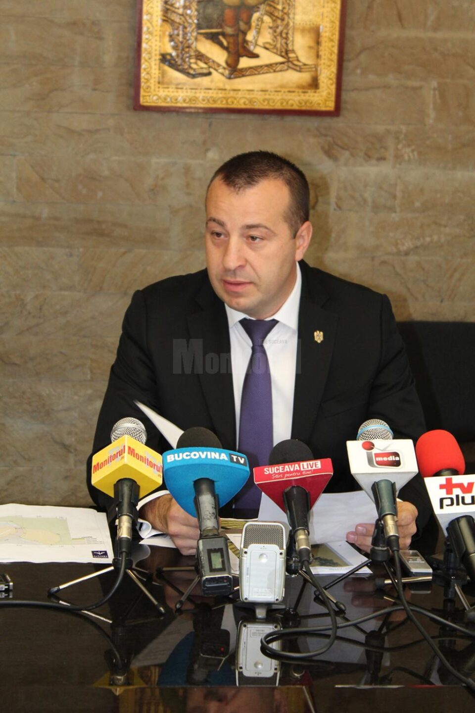 Lucian Harșovschi: „Când ai influență politică, primești bani. La Suceava nu avem această influență” Lucian Harșovschi: „Când ai influență politică, primești bani. La Suceava nu avem această influență”