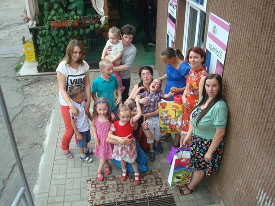 Petrecere gratuită pentru mai mulți copii diagnosticați cu autism