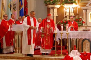 38 de tineri romano-catolici au primit Sfântul Mir de la Cardinalul de Köln, Joachim Meisner