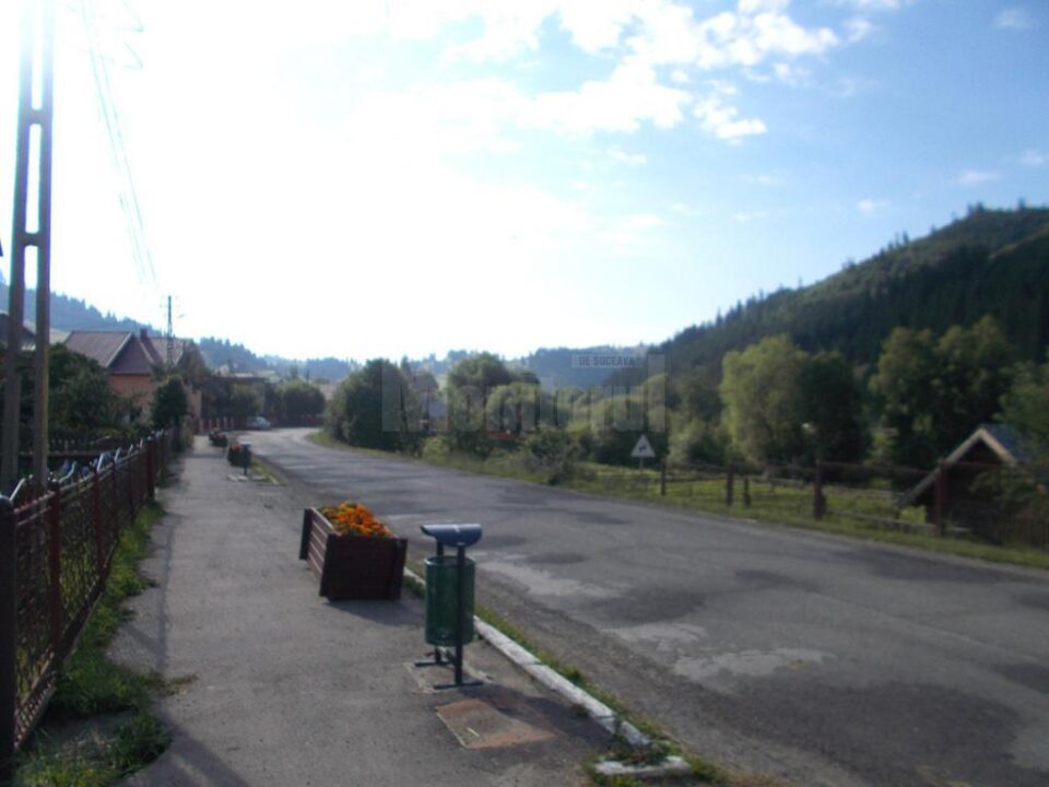 Lucrări de reparație și de întreținere a asfaltului străzilor