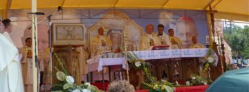 Pelerini din țară și străinătate au sărbătorit-o pe Sfânta Maria, la Cacica