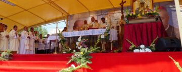 Pelerini din țară și străinătate au sărbătorit-o pe Sfânta Maria, la Cacica