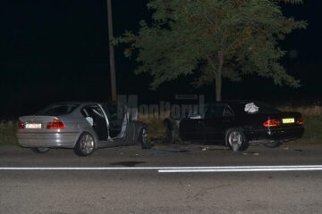 Un șofer de 20 de ani, care a depășit inconștient, a provocat un accident în care au fost implicate zece persoane