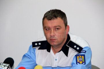 Comisarul Petrică Jucan, șeful Serviciului de Poliție Rutieră Suceava, este cercetat de procurorii Direcției Naționale Anticorupție
