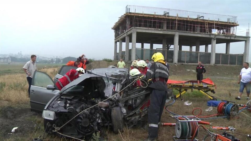 Accidentul în care au murit două femei care se aflau într-un autoturism care se deplasa regulamentar și a fost lovit de un vehicul greu scăpat de sub control