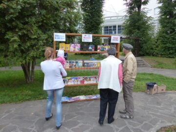 Parcul Cărților - Biblioteca în aer liber, un eveniment pe placul sucevenilor