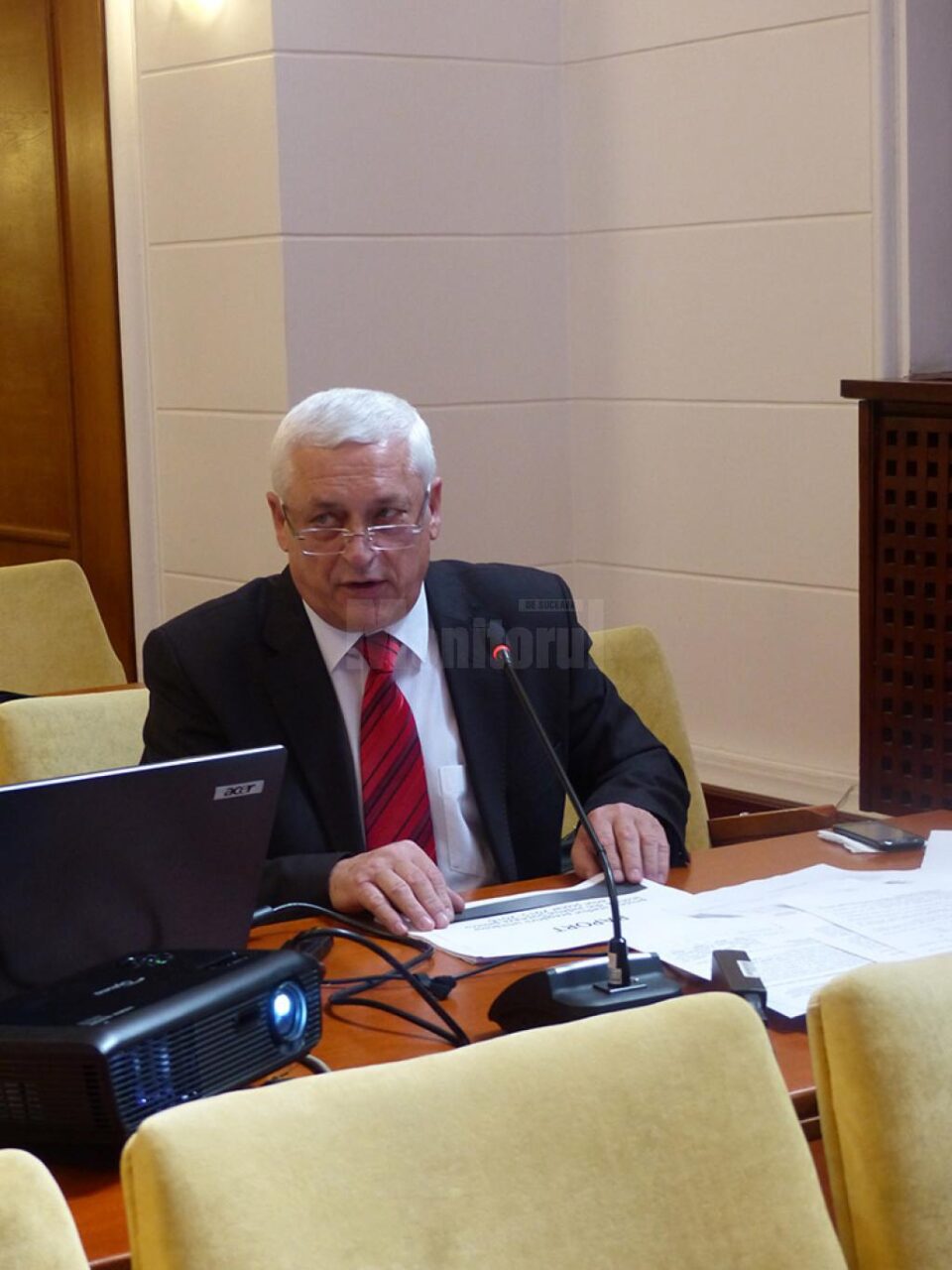 Inspectorul școlar general Gheorghe Lazăr