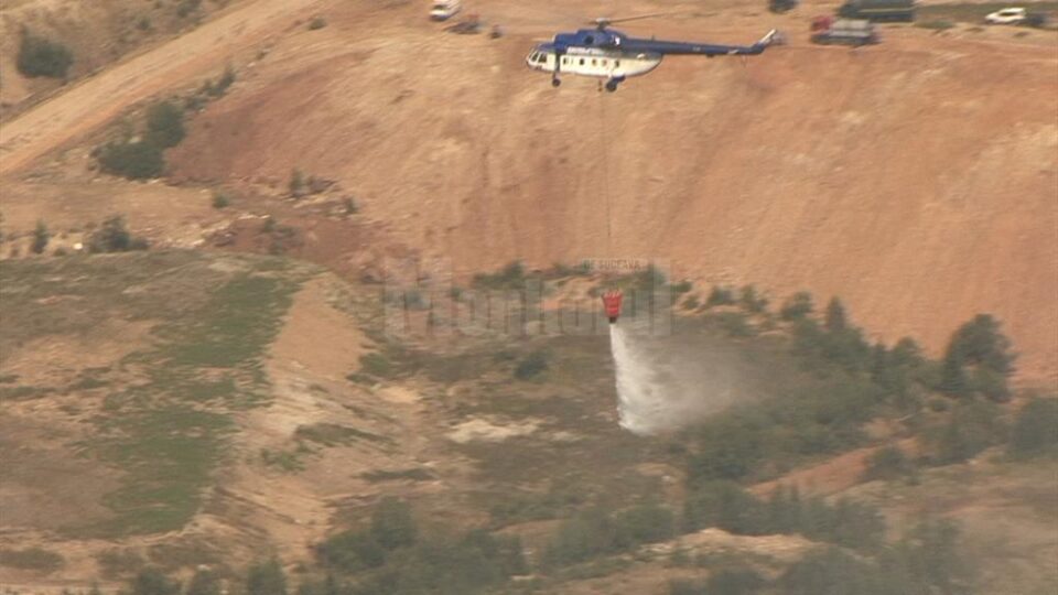 Stingerea incendiului care amenința întreaga rezervație naturală