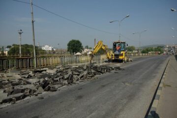 Pasarela CFR de la Ițcani este închisă traficului rutier pentru două luni