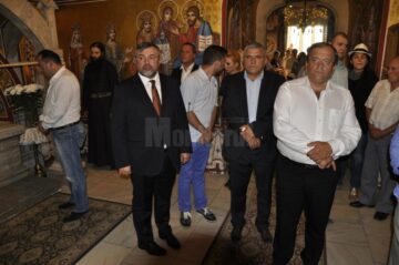 Gorghiu și Blaga s-au recules la mormântul lui Ștefan cel Mare de la Putna