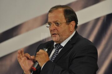 Demonstrație de forță a PNL Suceava în fața unei săli arhipline de membri și susținători