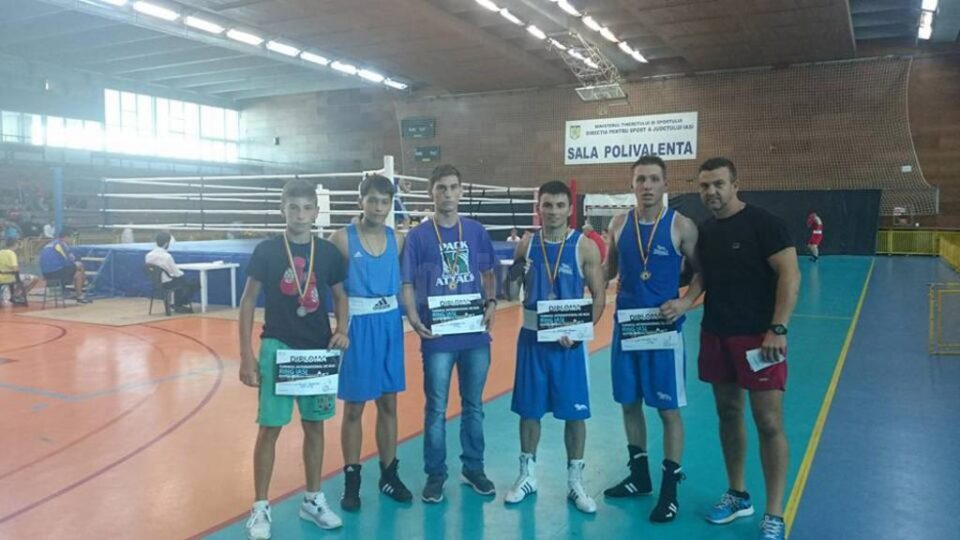 Boxerii suceveni s-au întors cu două medalii de argint și două de bronz de la un turneu important desfășurat la Iași Boxerii suceveni s-au întors cu două medalii de argint și două de bronz de la un turneu important desfășurat la Iași