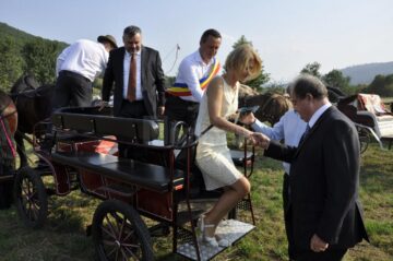 Gorghiu și Blaga s-au recules la mormântul lui Ștefan cel Mare de la Putna