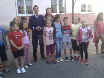 Activități ale școlii de vară „Cuvintele și faptele rănesc!”