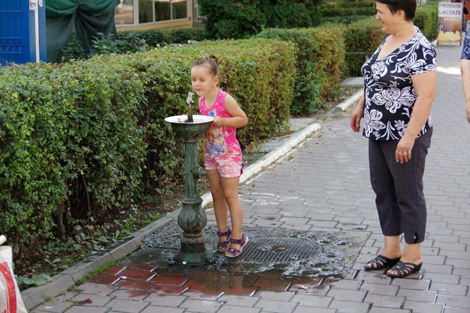 Temperaturile extrem de ridicate și disconfortul termic par să fi fost relativ bine suportate de suceveni Temperaturile extrem de ridicate și disconfortul termic par să fi fost relativ bine suportate de suceveni