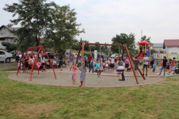 Cel mai mare parc de joacă din cartierul Ițcani a fost inaugurat ieri