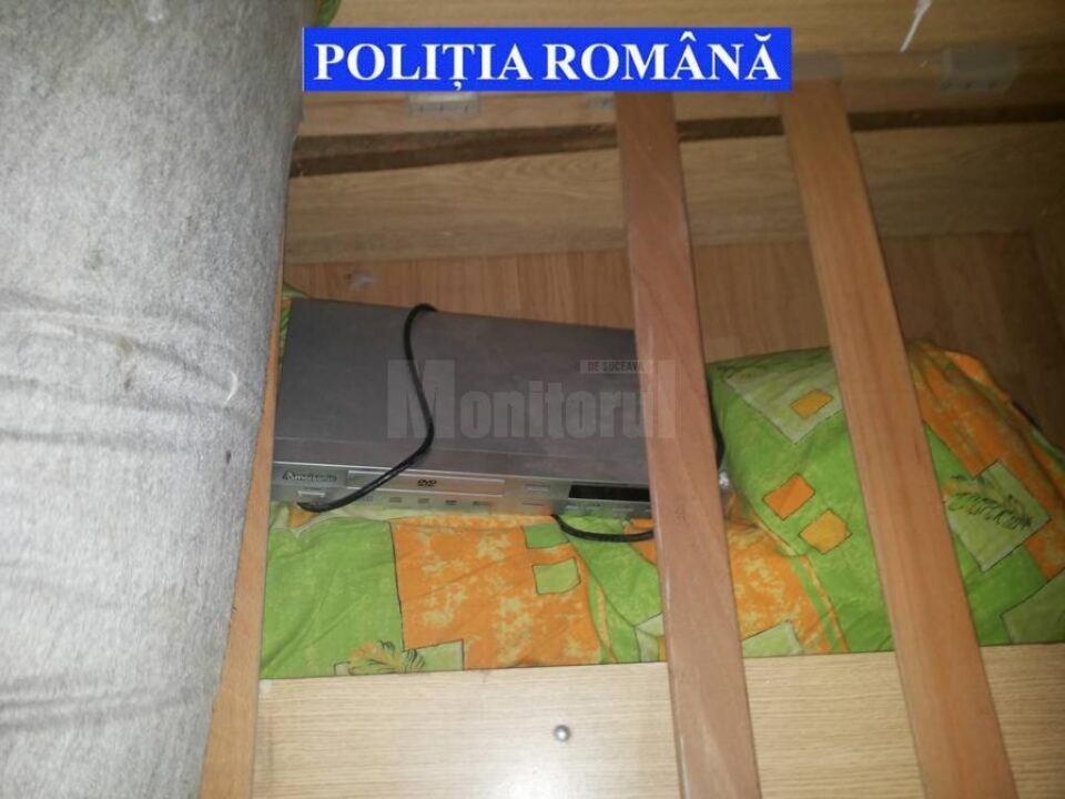 Percheziții pentru destructurarea unui grup infracțional specializat în tâlhării și furturi