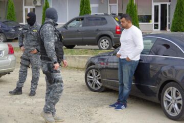 Daniel Lungu, zis „Dan Americanu”, a fost reținut alături de alte patru persoane