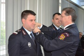 Mai mulți angajați ai Inspectoratului pentru Situații de Urgență „Bucovina” Suceava au fost avansați în grad ieri cu ocazia Zilei Pompierilor