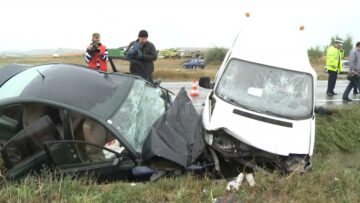 Cinci răniți și trafic blocat minute în șir după un accident violent în apropiere de Zidul Morții
