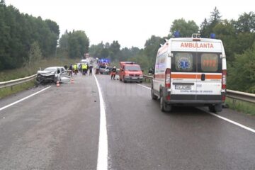 Accidentul s-a produs ieri după-amiază, în apropierea Cabanei Ilișești, iar în afara medicului Petrașciuc la spital au fost transportate cu leziuni serioase alte trei persoane
