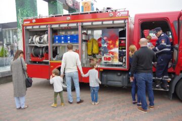 Sucevenii au admirat tehnica de intervenții a pompierilor