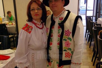 Deputatul Ghervazen Longher, pentru prima dată în costum tradițional polonez