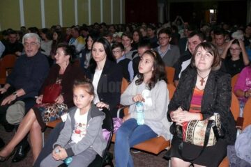 “Despre amor, omor și umor” cu Trupa de teatru “Birlic”