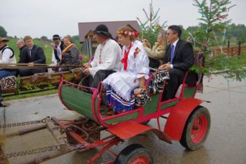 Explozie de culoare și voie bună la Sărbătoarea Roadelor