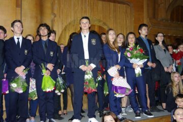 Festivitatea de deschidere a celui de-al 156-lea an școlar al Colegiului „Ștefan cel Mare” a umplut sala mare a Casei de Cultură