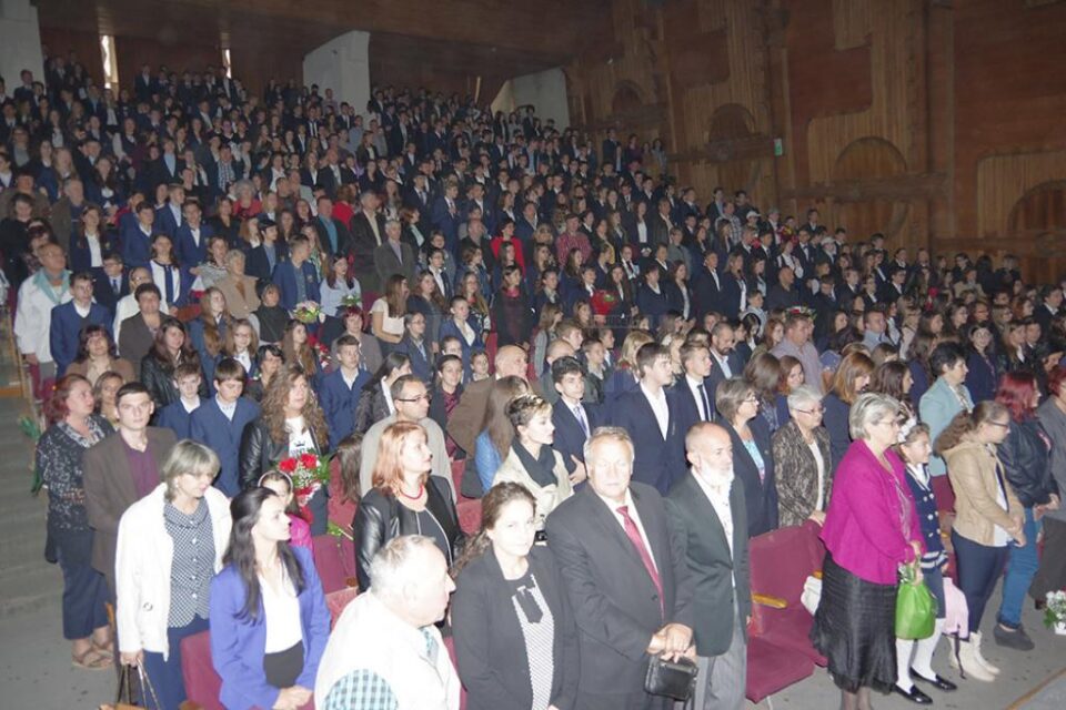 Festivitatea a avut loc pe scena Casei de Cultură