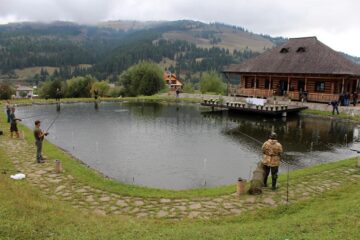 Cupa ecologistilor la păstrăv, etapa finală, la Casa Muntelui