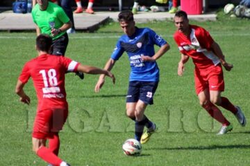Rapidiștii au dominat meciul de la Bacău, dar au pierdut la limită, după un gol venit la singura ocazie a Bacăului. Foto www.liga2.ro