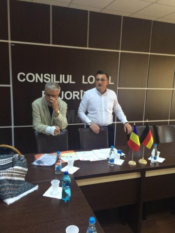 O delegație din Germania a donat comunei Pojorâta un microbuz și echipamente de descarcerare