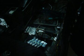 Țigările au fost descoperite într-un loc special amenajat în podeaua autoturismului